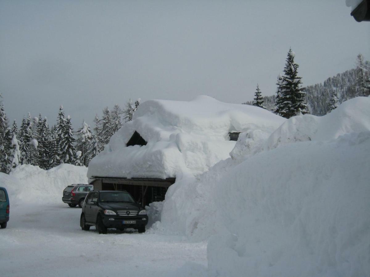 Haus Serena Oben Sonnenalpe Nassfeld Extérieur photo